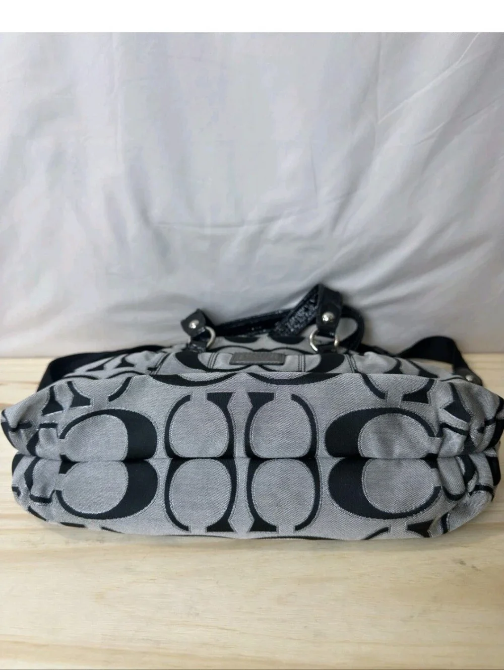 Coach POPPY- Y2K- Signature Satchel/Crossbody Bag-  Grey & Black-Purple Interior